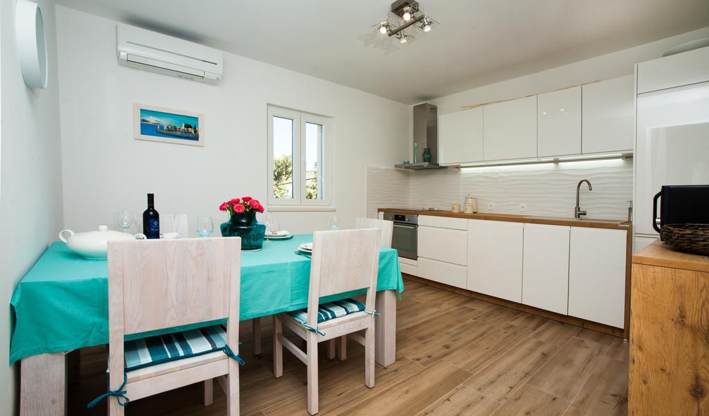 Apartments Villa Laguna With Pool Razanj Ruang foto