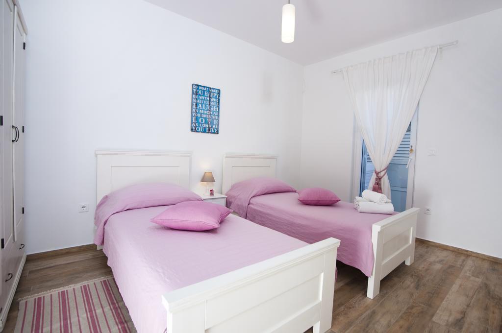 Apartments Villa Laguna With Pool Razanj Ruang foto
